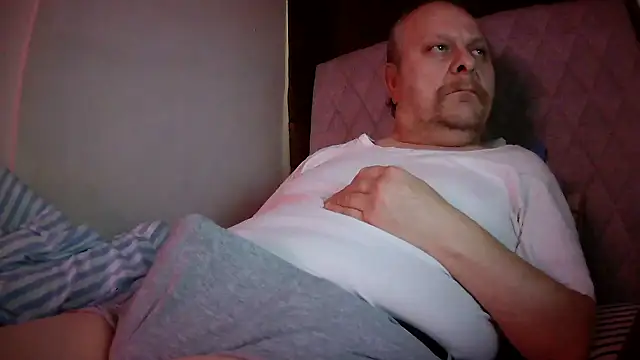 amylrmm1903 online show from February 17, 10:03 am