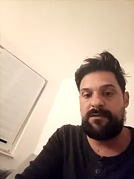 vielcumm online show from April 4, 7:55 pm