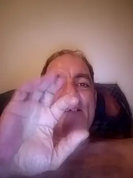 Snapshot of ELMOTHEFUCKER69 chatting on September 28, 2:42 am ELMOTHEFUCKER69 online show from September 28, 2:42 am