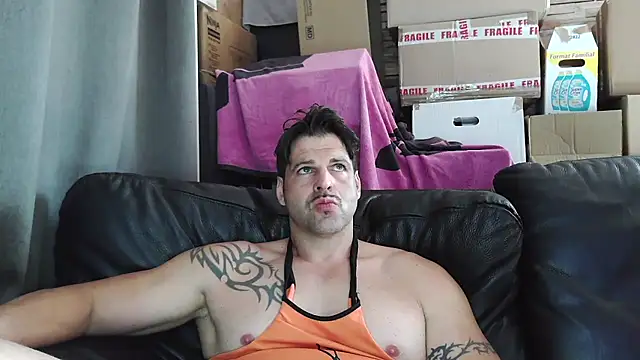 XxBigboybandxX online show from May 15, 3:20 pm
