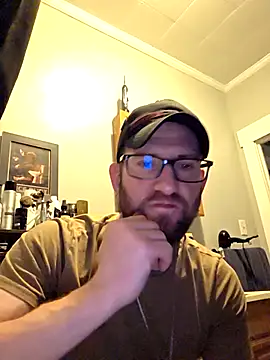 Icebearsticlese online show from May 9, 7:09 am