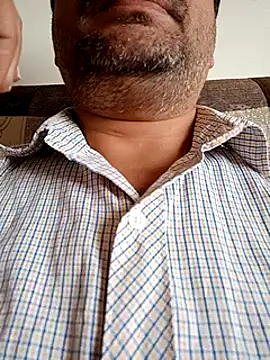 Snapshot of daddy_indian chatting on March 22, 3:41 am daddy indian online show from March 22, 3:41 am