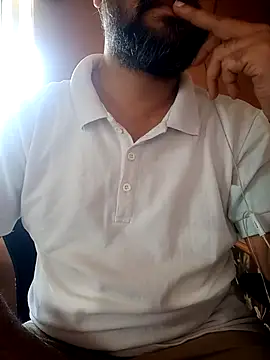 Snapshot of daddy_indian chatting on September 22, 4:23 am daddy indian online show from September 22, 4:23 am