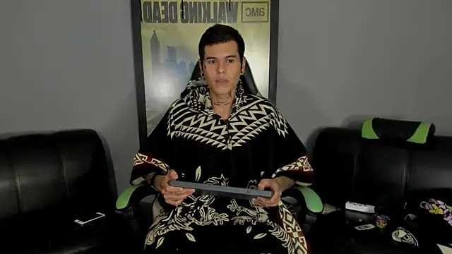 jamesinked  online show from March 9, 3:34 am