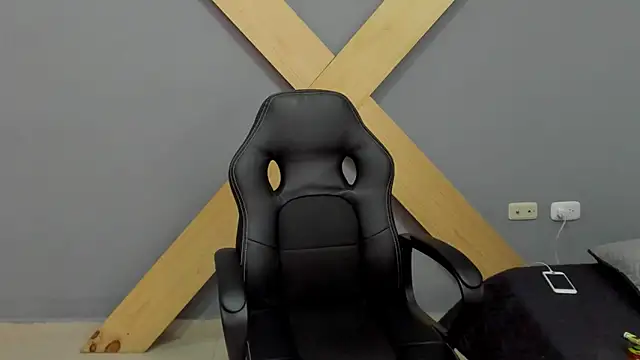 jamesinked  online show from December 18, 5:21 pm