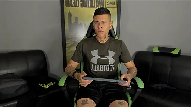 jamesinked  online show from December 21, 12:31 am