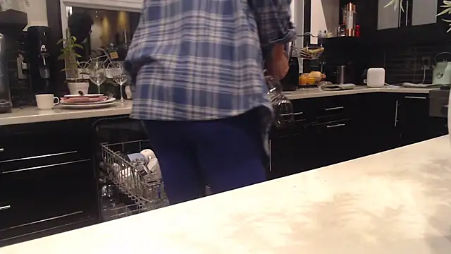 Toy-Daddy online show from October 20, 10:35 pm