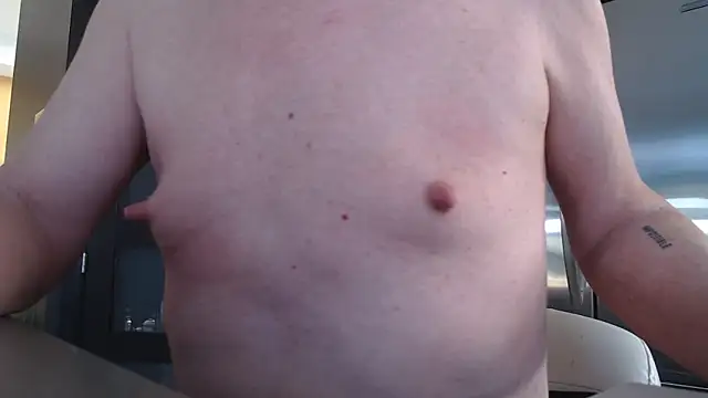Snapshot of Toy-Daddy chatting on March 11, 12:28 pm Toy-Daddy online show from March 11, 12:28 pm