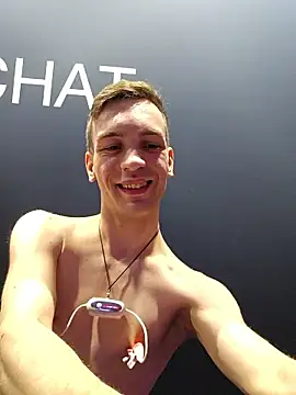 Snapshot of nickdtr chatting on September 26, 11:19 am nickdtr online show from September 26, 11:19 am