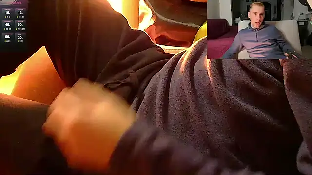 NofaceMan   online show from December 12, 9:58 pm
