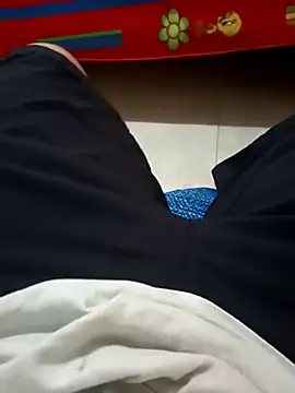 Snapshot of beautiful_hands_ chatting on October 18, 9:58 am beautiful hands online show from October 18, 9:58 am