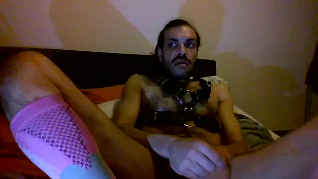 Snapshot of P4RtYBOII92 chatting on October 10, 4:50 am P4RtYBOII92 online show from October 10, 4:50 am