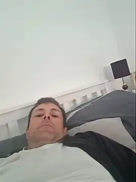 steb1980 online show from May 9, 3:02 pm