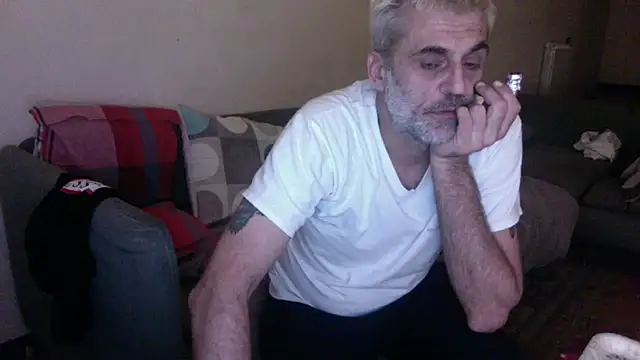 Snapshot of skossa777 chatting on November 1, 7:07 pm skossa777 online show from November 1, 7:07 pm