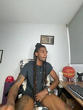 Snapshot of Malkon_Big chatting on October 17, 9:30 pm Malkon Big online show from October 17, 9:30 pm