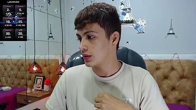 Snapshot of SkinnyBoy_ chatting on February 19, 6:54 pm SkinnyBoy online show from February 19, 6:54 pm