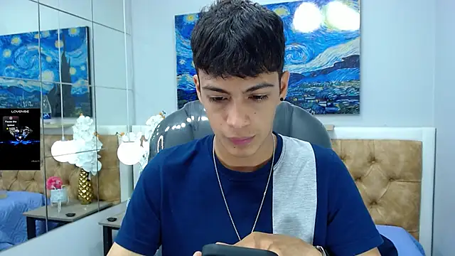 Snapshot of SkinnyBoy_ chatting on September 19, 1:33 pm SkinnyBoy online show from September 19, 1:33 pm