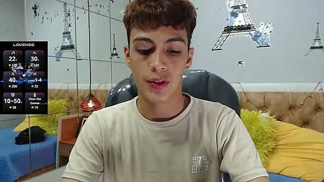 Snapshot of SkinnyBoy_ chatting on March 20, 1:37 pm SkinnyBoy online show from March 20, 1:37 pm