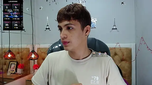 Snapshot of SkinnyBoy_ chatting on February 18, 12:28 pm SkinnyBoy online show from February 18, 12:28 pm