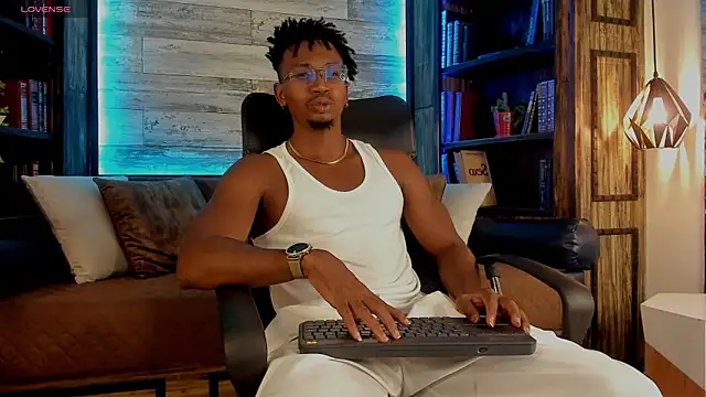 Snapshot of JamalMyst chatting on October 15, 5:04 am JamalMyst online show from October 15, 5:04 am