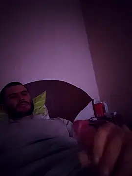 Gigolo4040 online show from April 11, 6:44 pm