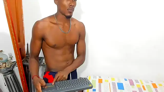 Snapshot of Darick_brown chatting on March 5, 7:28 pm Darick brown online show from March 5, 7:28 pm