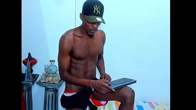 Snapshot of Darick_brown chatting on March 11, 4:29 pm Darick brown online show from March 11, 4:29 pm
