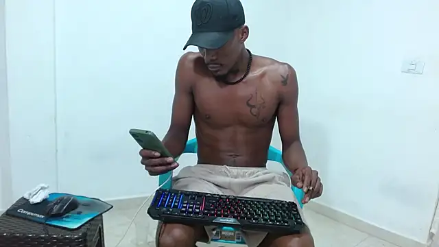 Snapshot of Darick_brown chatting on September 11, 12:53 am Darick brown online show from September 11, 12:53 am