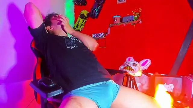 LilOwen  online show from November 27, 8:23 pm