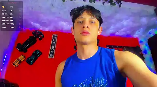 Snapshot of LilOwen_ chatting on March 11, 11:15 pm LilOwen online show from March 11, 11:15 pm