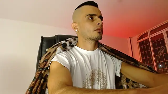 crosnosCarter online show from December 31, 3:45 am