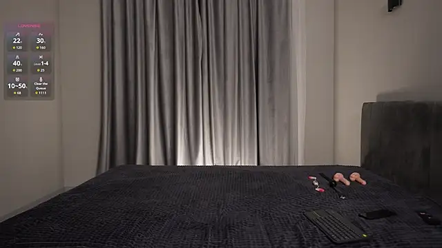 Nik Sharp online show from April 4, 4:59 pm