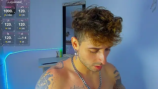 Snapshot of Ares_blue chatting on September 25, 1:54 pm Ares blue online show from September 25, 1:54 pm