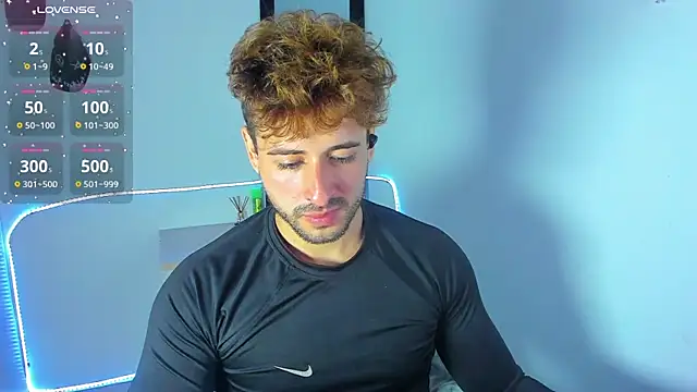 Snapshot of Ares_blue chatting on October 1, 1:37 pm Ares blue online show from October 1, 1:37 pm