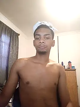 Snapshot of 29YOURZ_28_ chatting on December 31, 6:59 am 29YOURZ 28 online show from December 31, 6:59 am