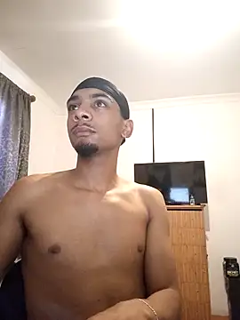 Snapshot of 29YOURZ_28_ chatting on December 3, 8:14 am 29YOURZ 28 online show from December 3, 8:14 am
