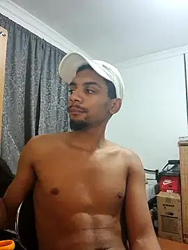 29YOURZ 28  online show from October 15, 7:54 pm