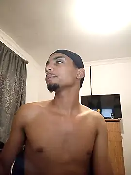 Snapshot of 29YOURZ_28_ chatting on December 5, 7:29 pm 29YOURZ 28 online show from December 5, 7:29 pm