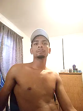 Snapshot of 29YOURZ_28_ chatting on January 14, 11:31 am 29YOURZ 28 online show from January 14, 11:31 am