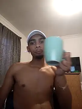 Snapshot of 29YOURZ_28_ chatting on December 12, 4:37 am 29YOURZ 28 online show from December 12, 4:37 am