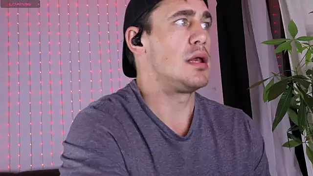 DamienSliick online show from October 16, 3:47 am