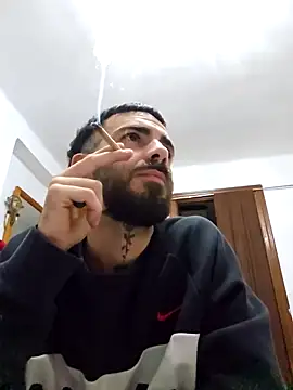 Snapshot of charlye_inkkkk chatting on January 3, 8:43 pm charlye inkkkk online show from January 3, 8:43 pm