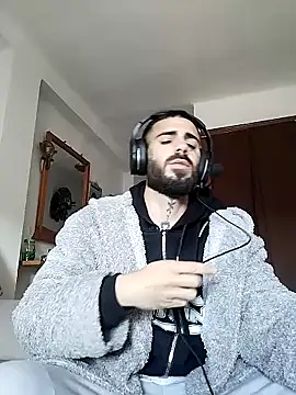 Snapshot of charlye_inkkkk chatting on December 16, 2:49 pm charlye inkkkk online show from December 16, 2:49 pm