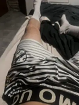 Snapshot of Alexaxelo chatting on April 16, 5:40 am Alexaxelo online show from April 16, 5:40 am