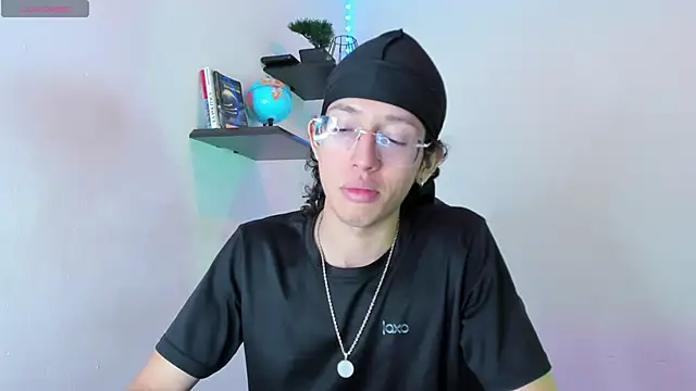 manu vera online show from October 25, 4:58 am