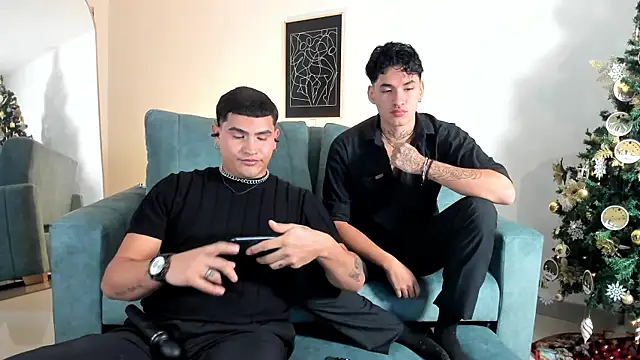 MatheoVelez online show from January 1, 12:11 am