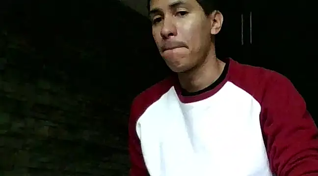 Snapshot of Sexylatin64 chatting on January 8, 12:05 pm Sexylatin64 online show from January 8, 12:05 pm