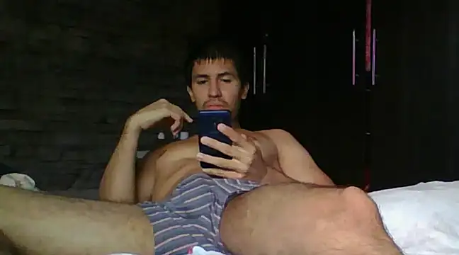 Snapshot of Sexylatin64 chatting on February 18, 10:03 pm Sexylatin64 online show from February 18, 10:03 pm