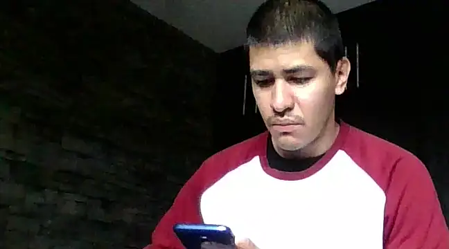 Snapshot of Sexylatin64 chatting on January 5, 12:31 pm Sexylatin64 online show from January 5, 12:31 pm
