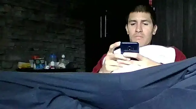 Snapshot of Sexylatin64 chatting on January 7, 9:35 pm Sexylatin64 online show from January 7, 9:35 pm